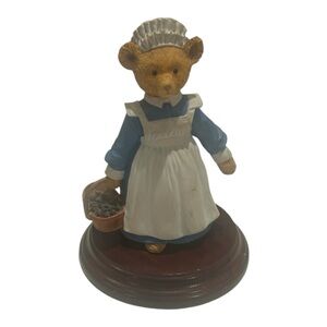 Downstairs Bears by Department 56 Polly the little Kitchen maid figure collectib